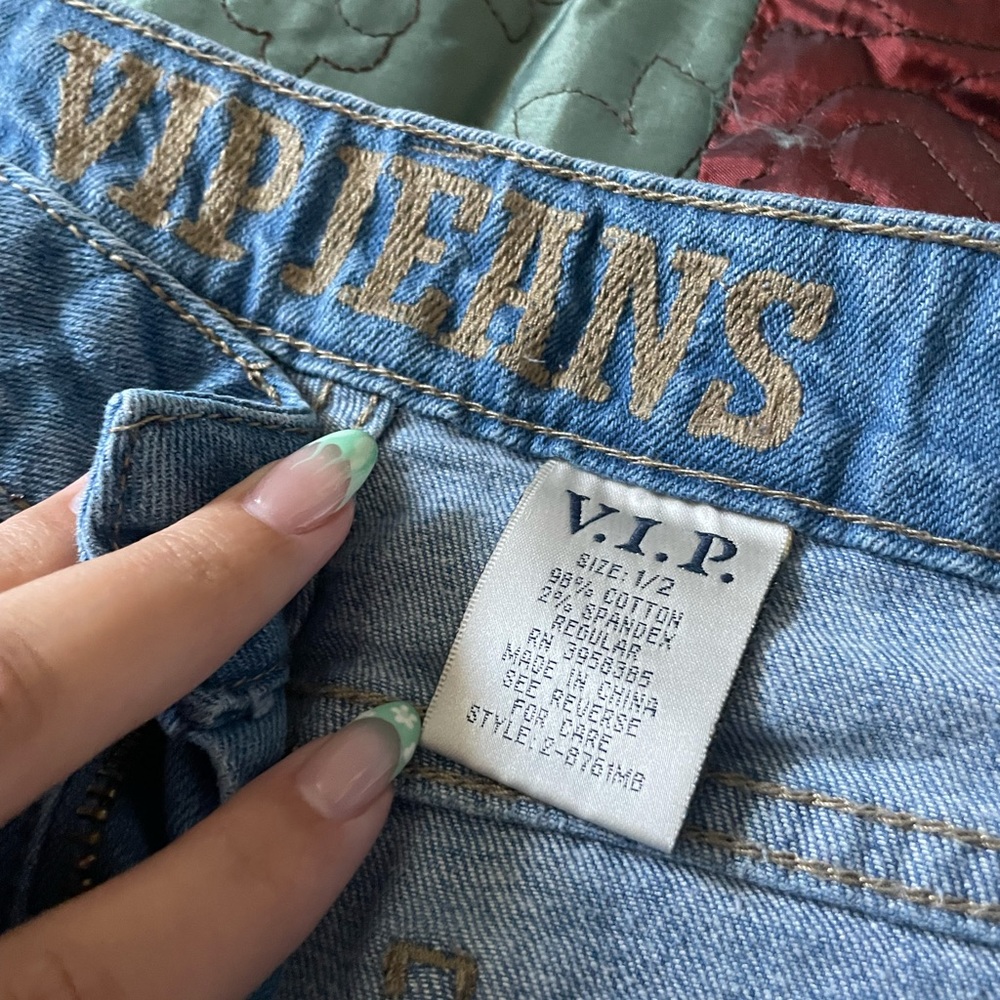 VIP Jeans - Picture 2 of 5